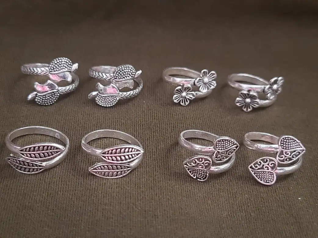 Alloy Toe Ring Set